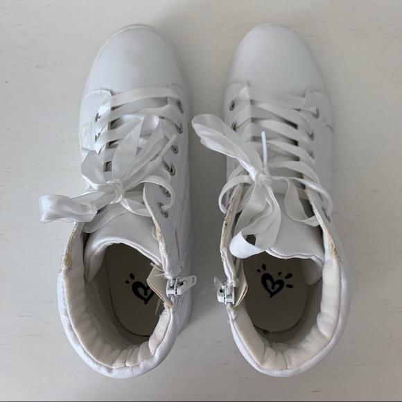 ❣️SOLD❣️NEW Girl’s Shoes - Picture 6 of 11